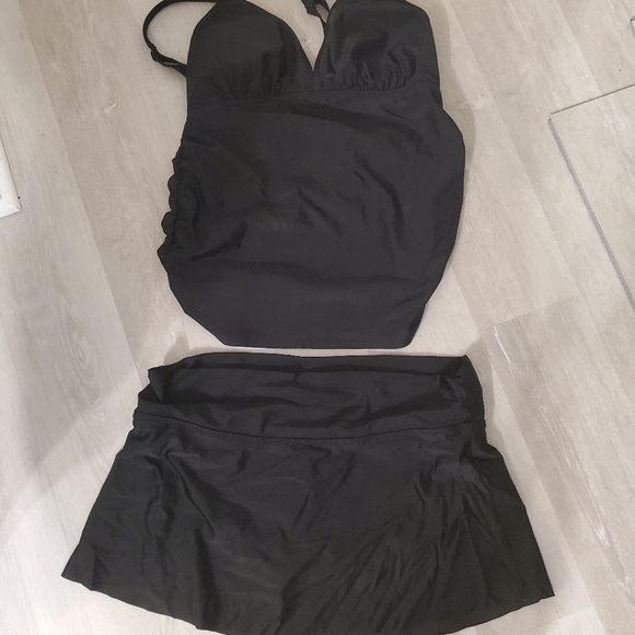 Thyme Maternity Other - Maternity Bathing Suit